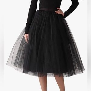 Black Tulle A line Skirt XL Waist: 34"-36"; Length: 25”-26"       5 layers tulle